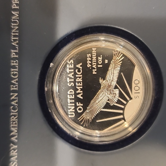 2017 PLATINUM West Point US Mint ANNIVERSARY PROOF 1oz Eagle - Picture 4 of 7